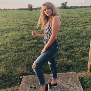 Meet your Posher, Emma